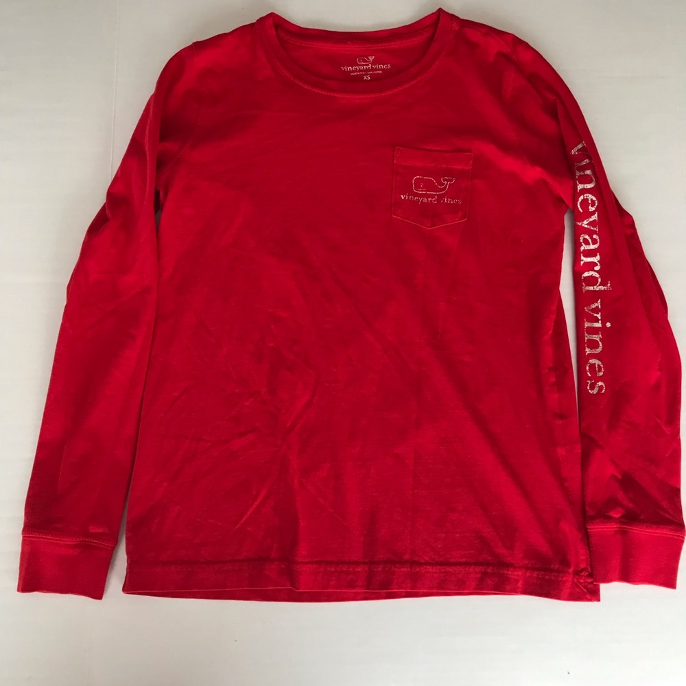 Vineyard Vines Red with Gold Foil Whale Long Sleeve Pocket Tee Size XS.